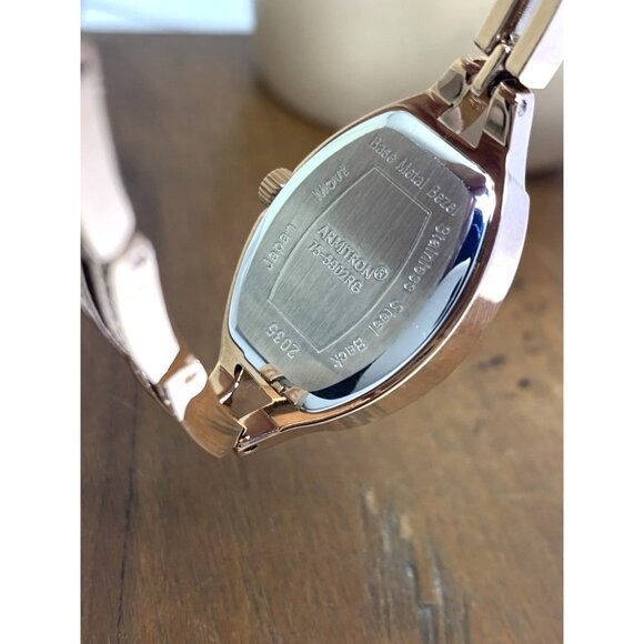Armitron Women\'s Watch 75-5902RG Quartz Mother of Pearl Dial Rose Gold Steel main image 14